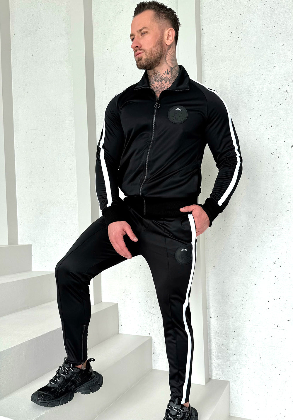 TRACKSUIT OBLIVION