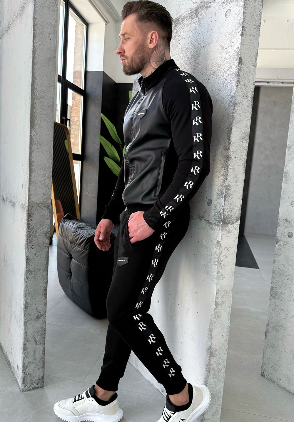 TRACKSUIT HOWARD