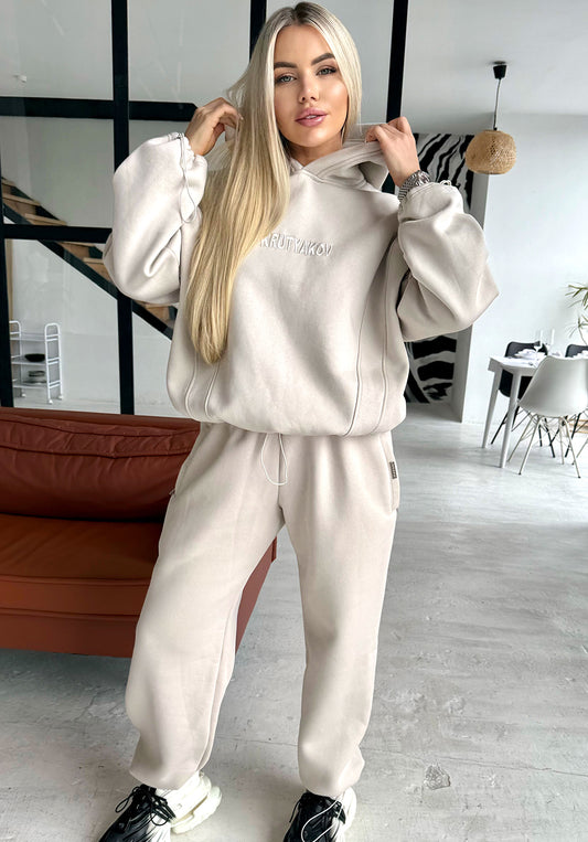 СПОРТИВНИЙ КОСТЮМ ERIKA