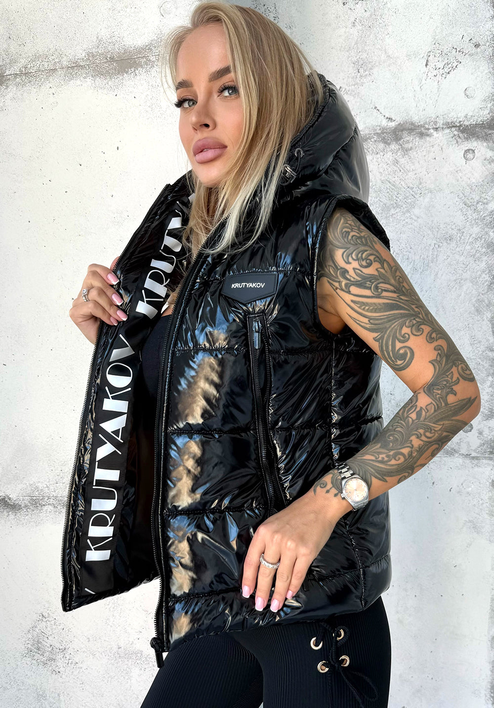 VEST SANDY