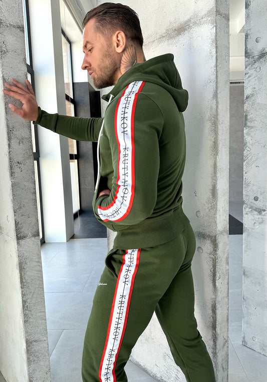 СПОРТИВНИЙ КОСТЮМ STRIPES