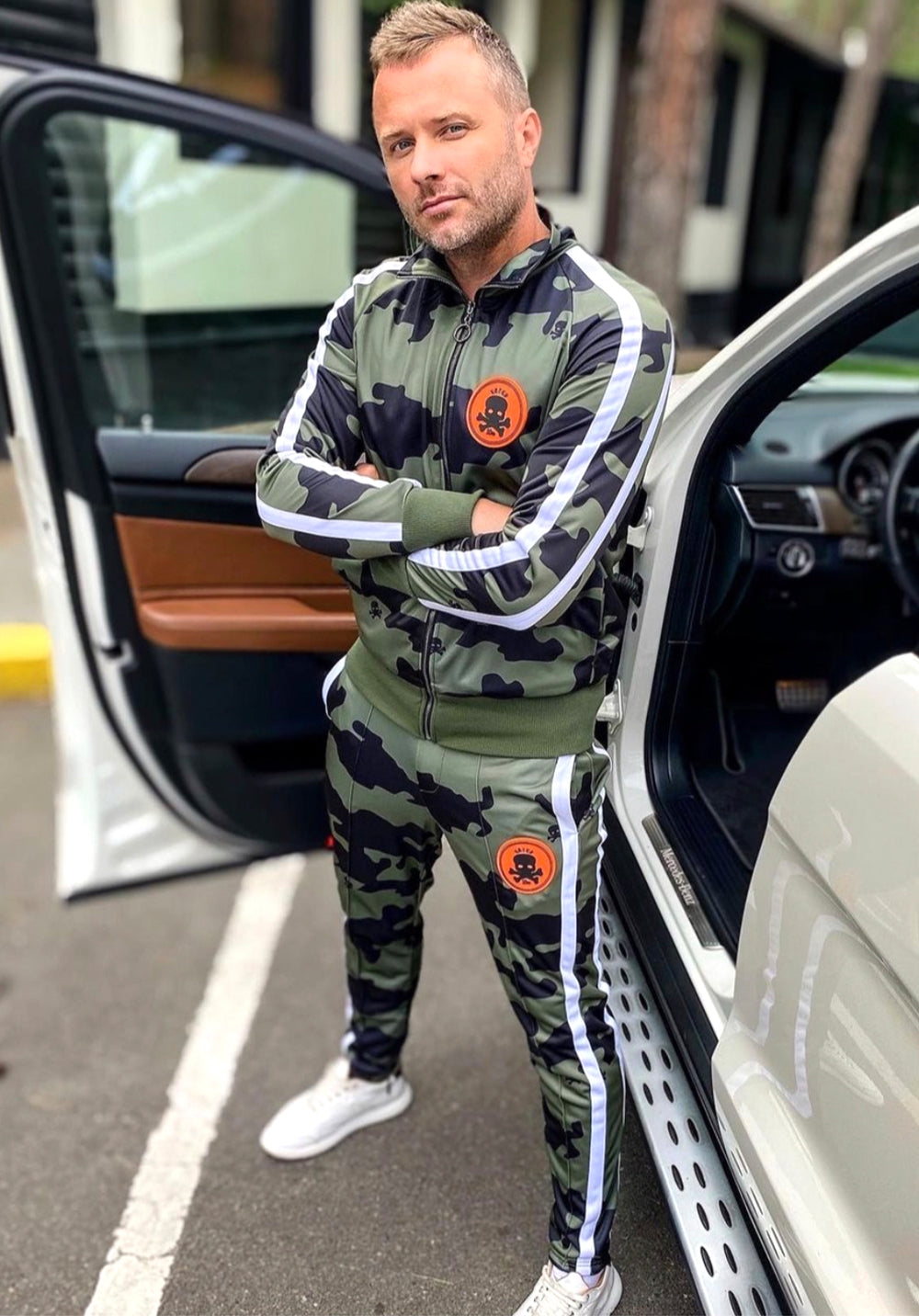 TRACKSUIT OBLIVION