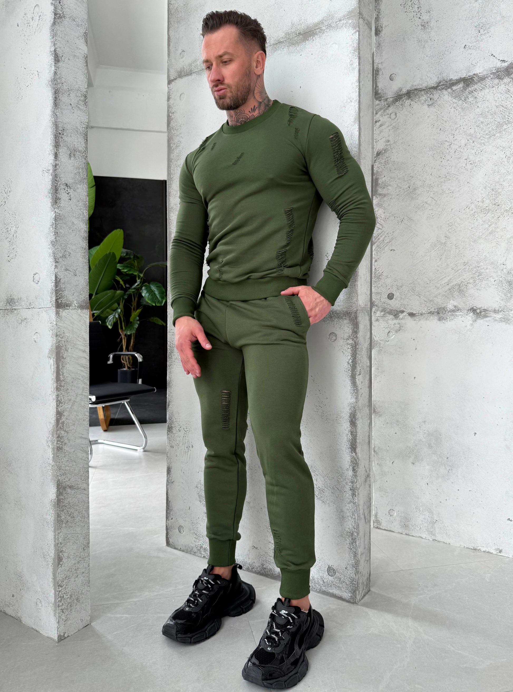 TRACKSUIT AGGED