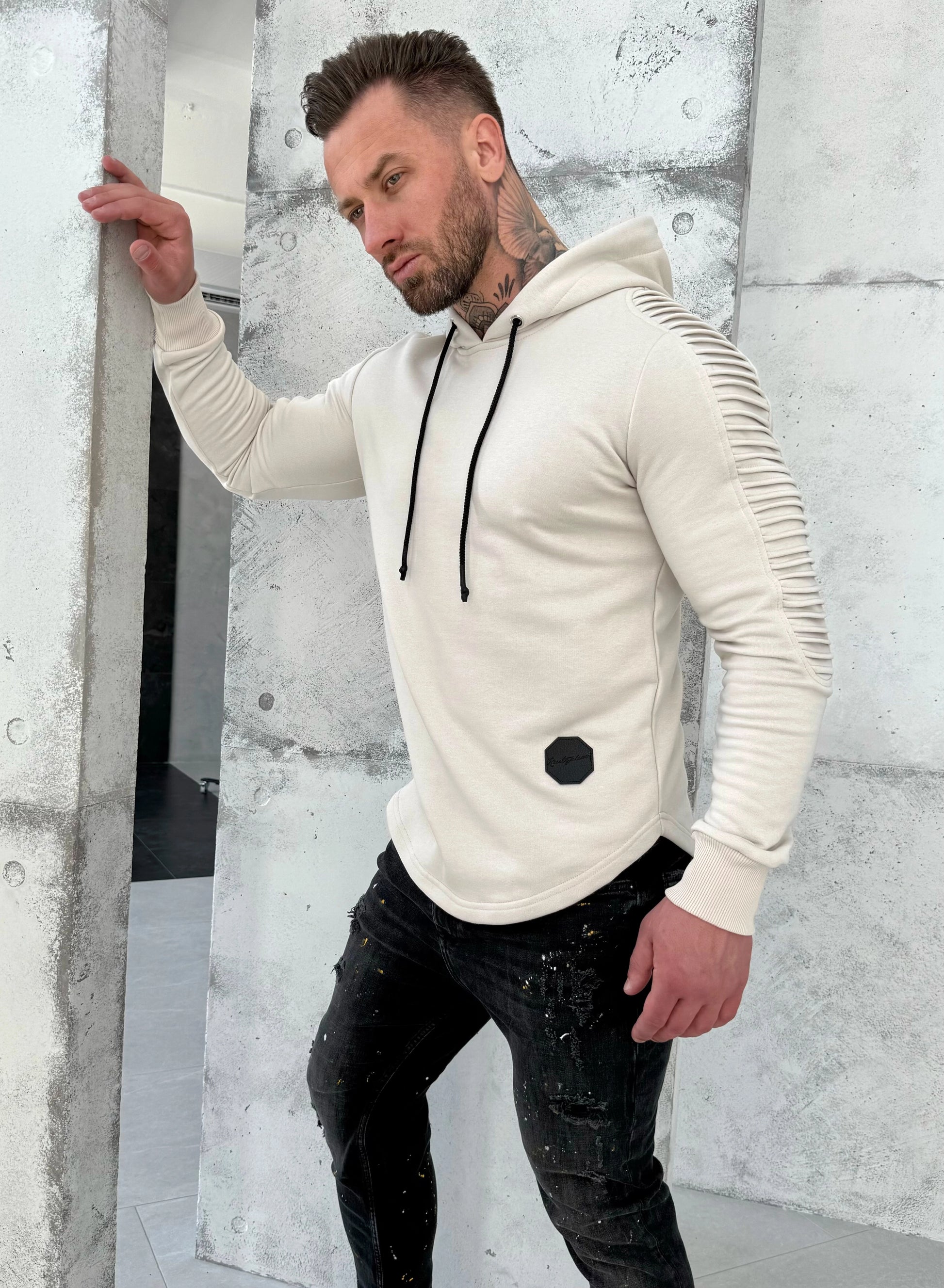 HOODIE RELIEF 3