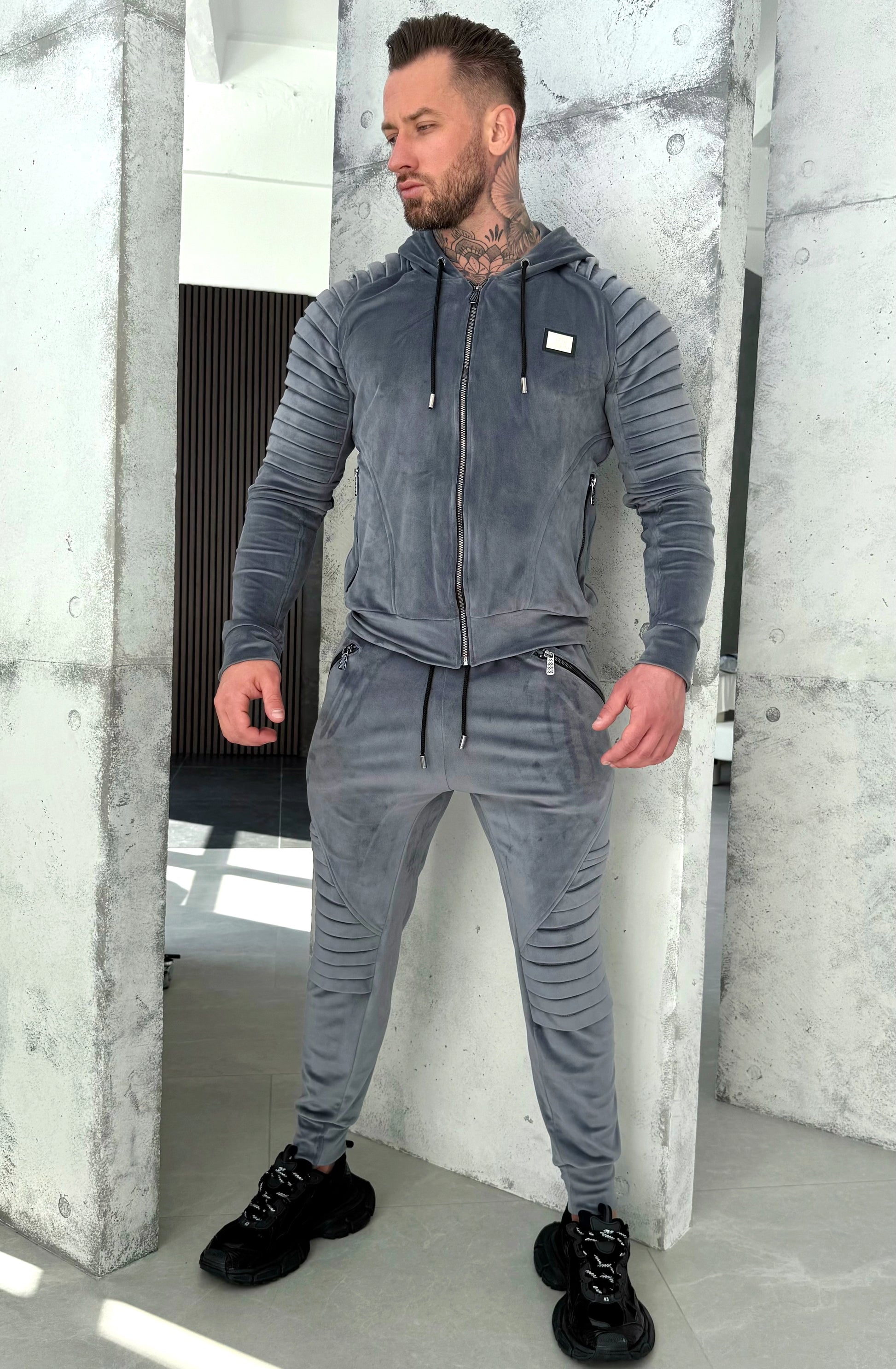 TRACKSUIT RELIEF VELUR
