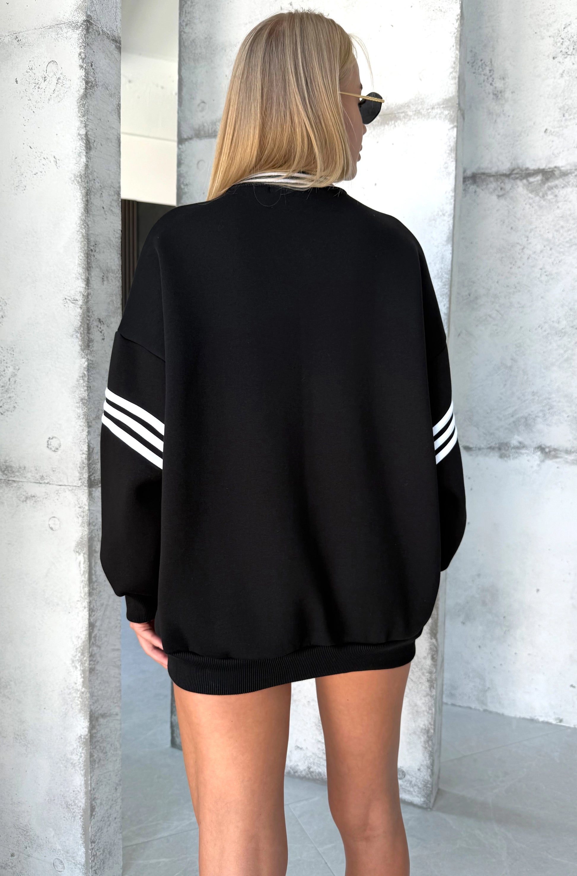 SWEATSHIRT PARADISE