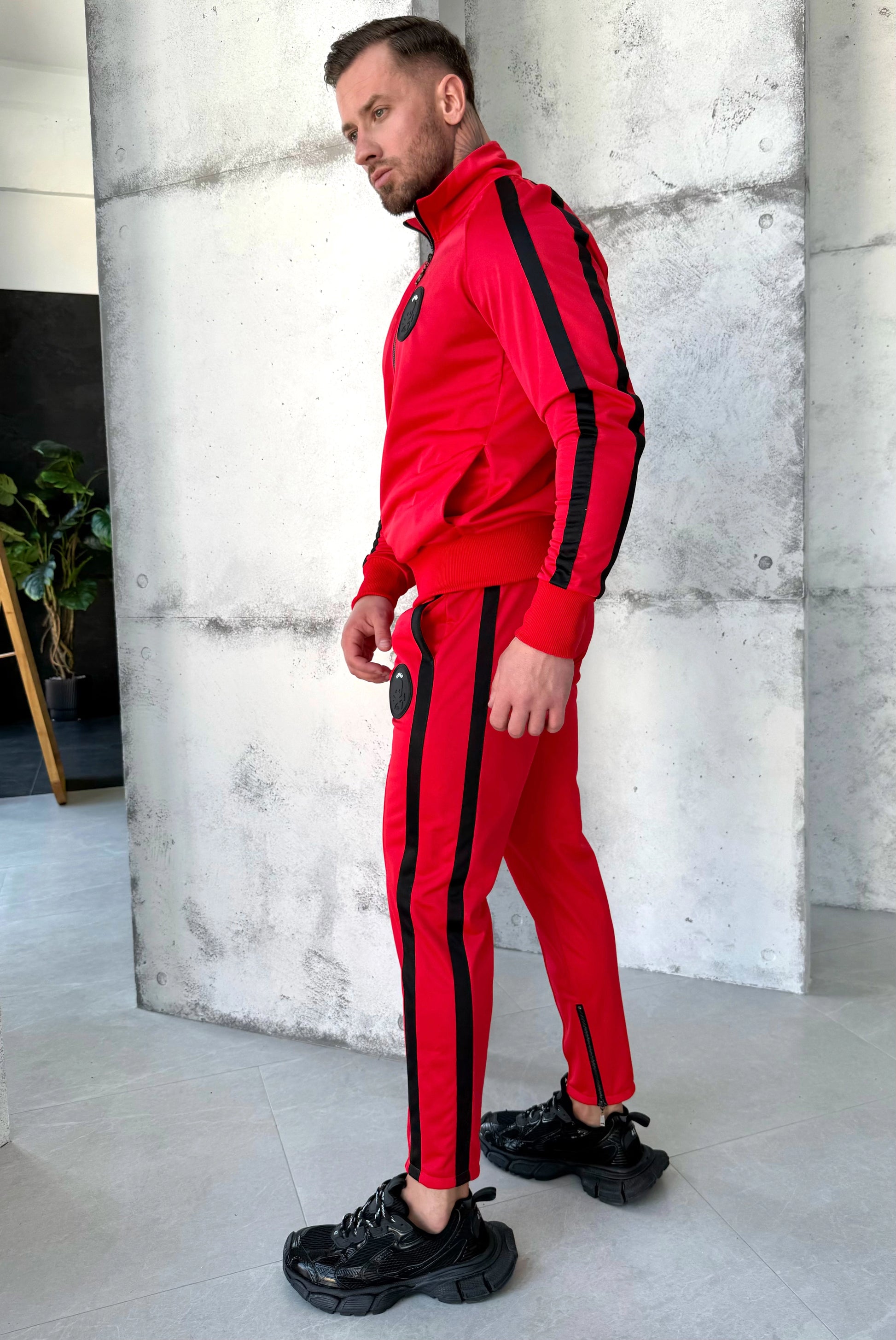TRACKSUIT OBLIVION