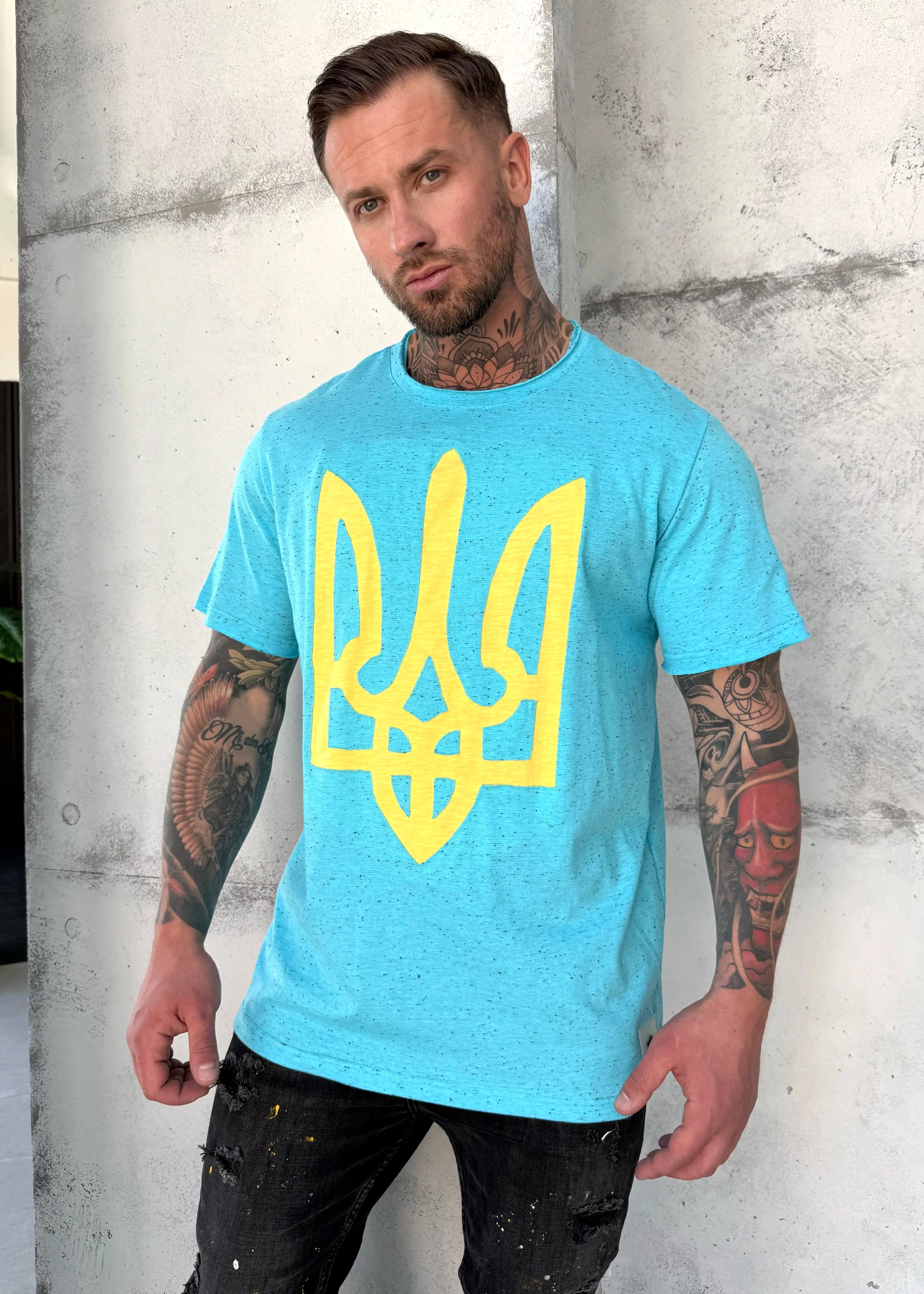 T-SHIRT UKR EMBLEM