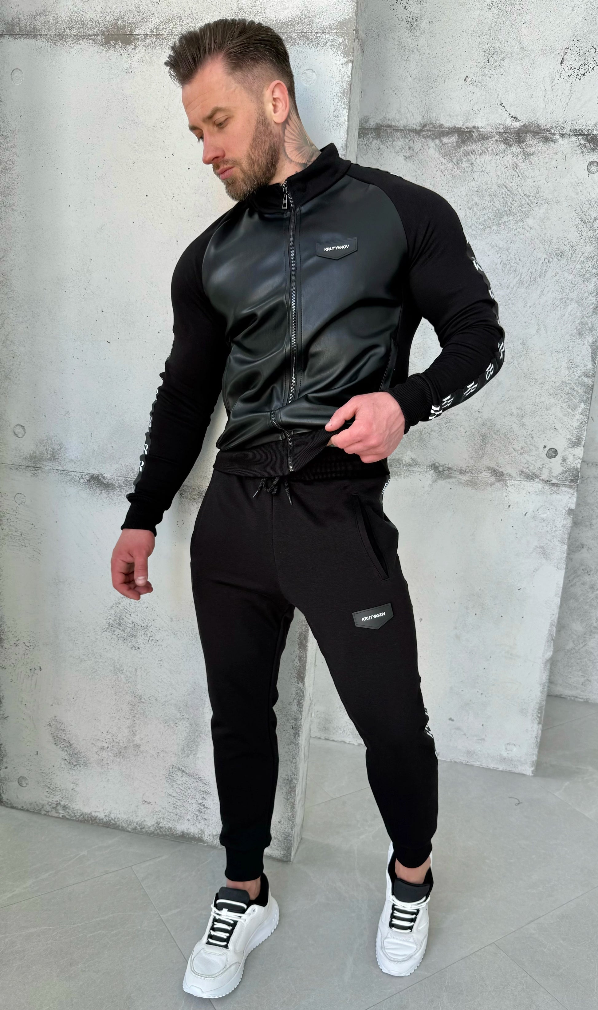 TRACKSUIT HOWARD