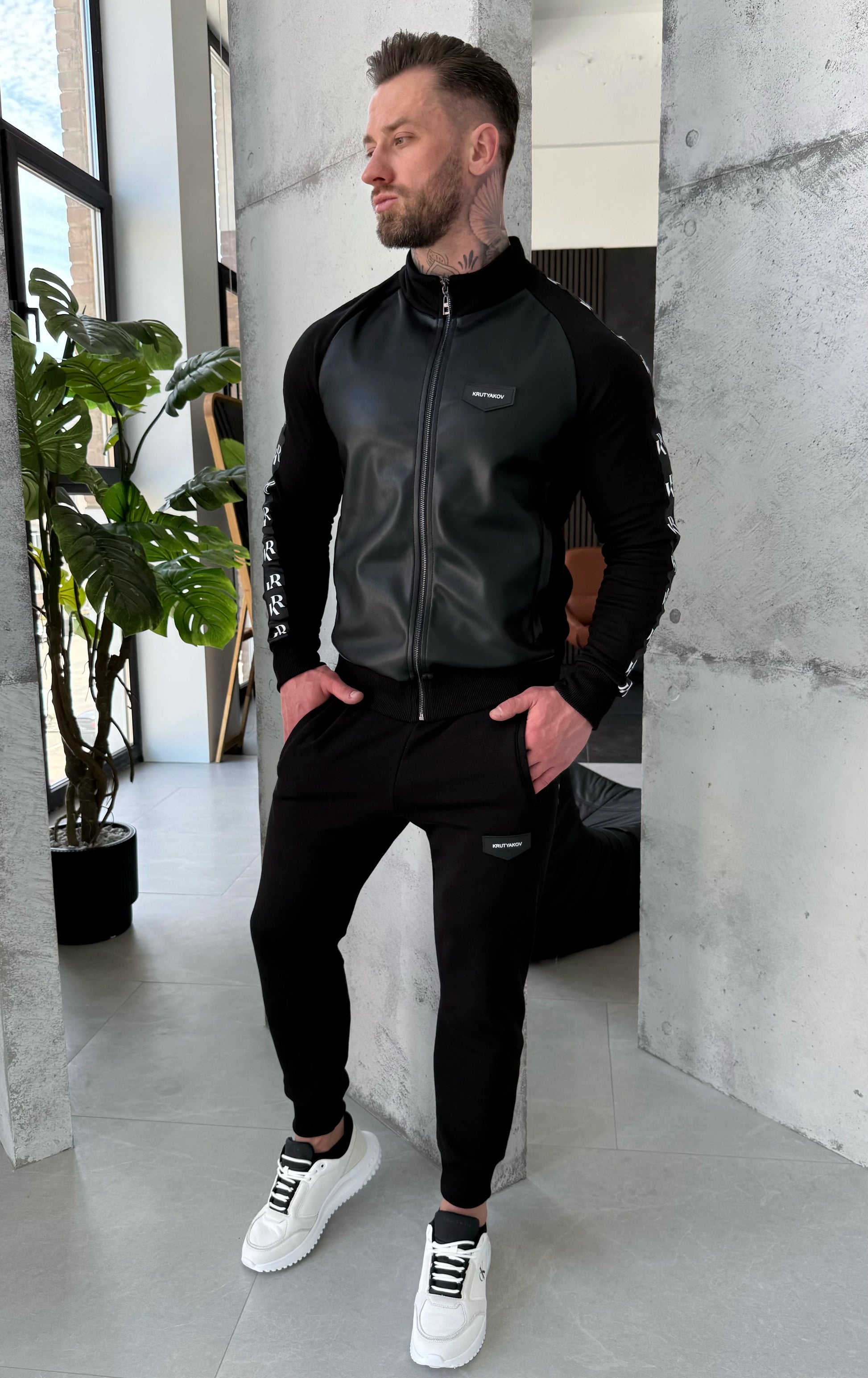 TRACKSUIT HOWARD