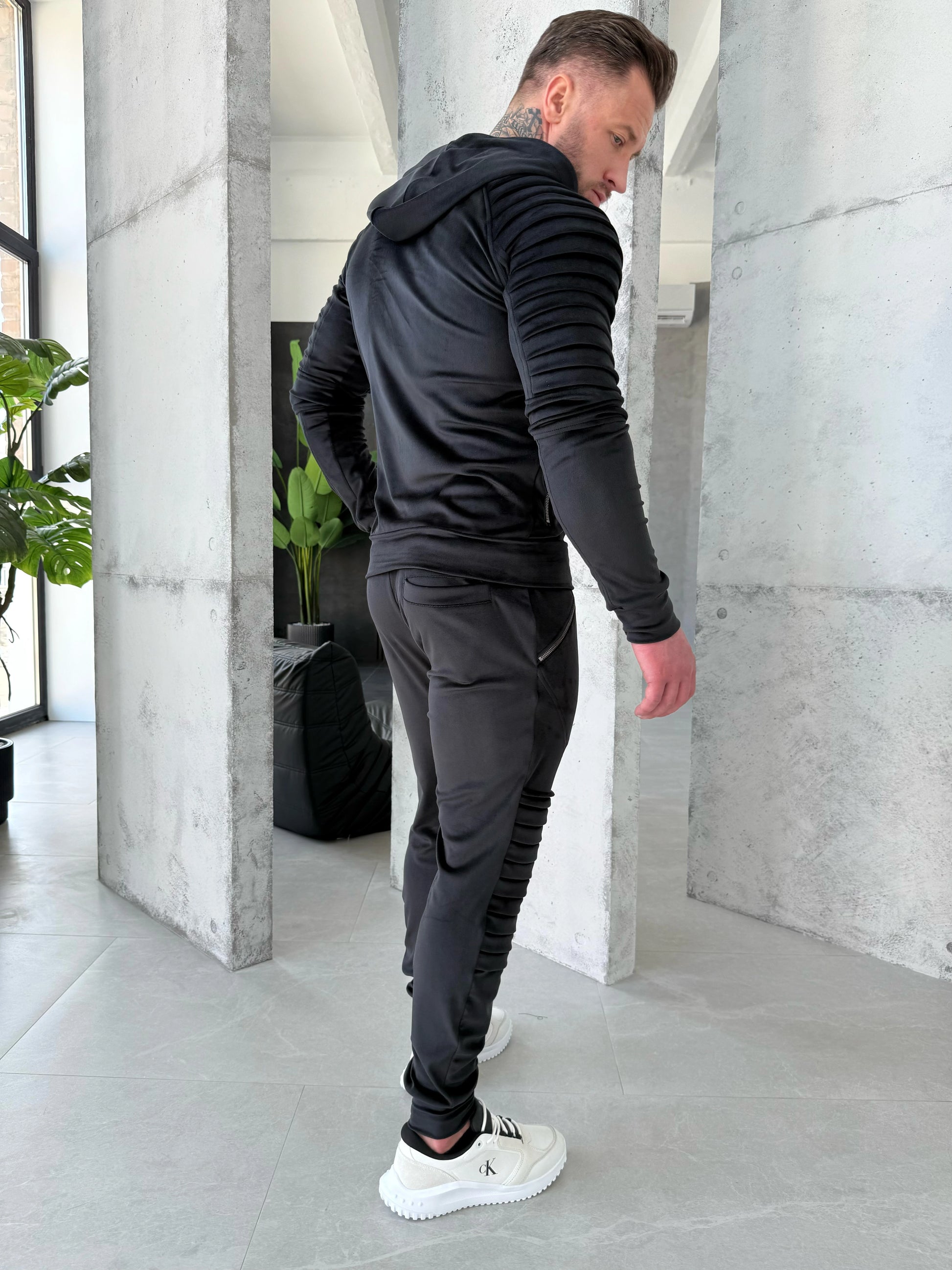 TRACKSUIT RELIEF VELUR