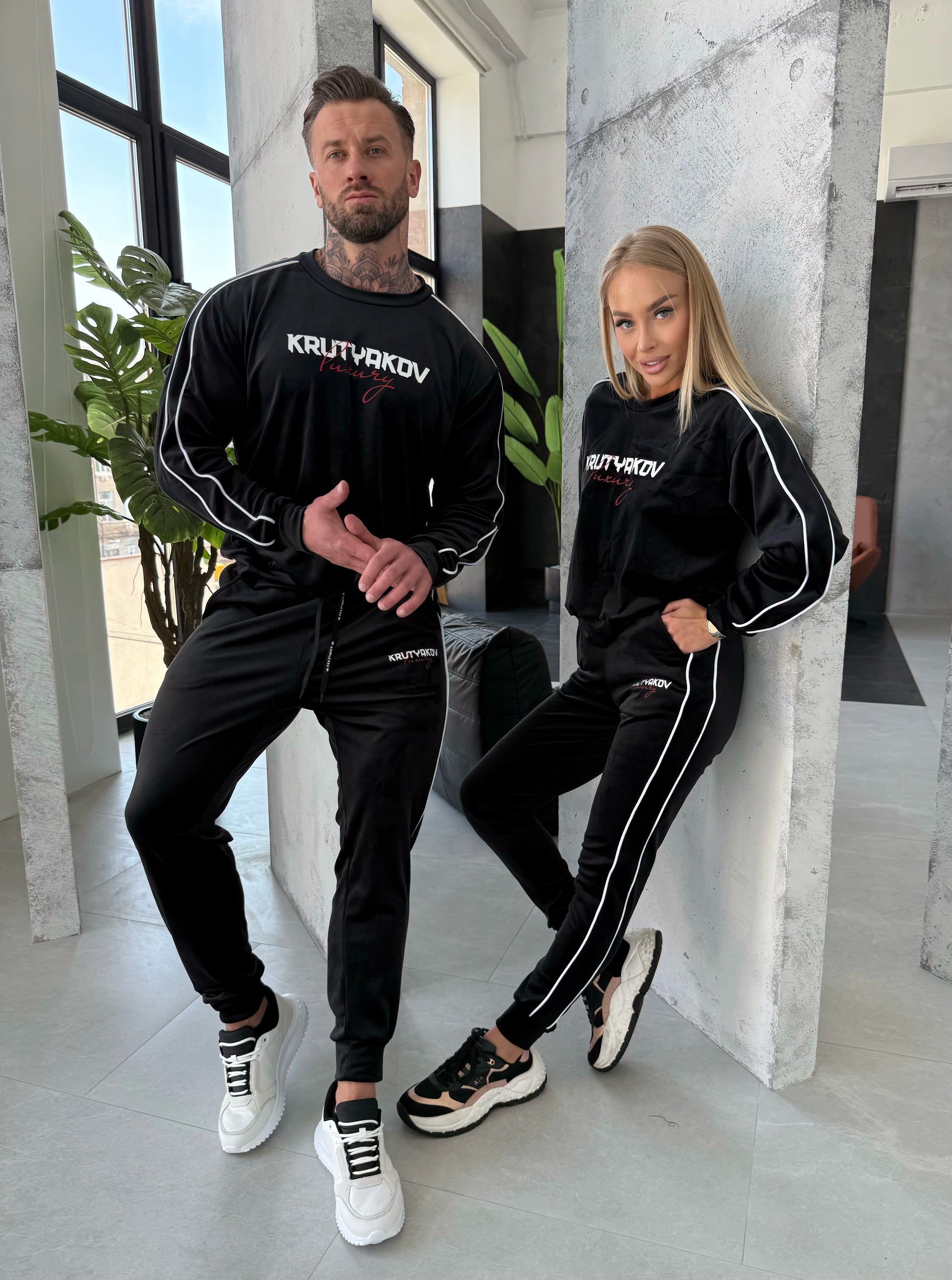 TRACKSUITS FOR COUPLE MAXIM