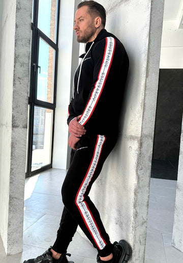 СПОРТИВНИЙ КОСТЮМ STRIPES