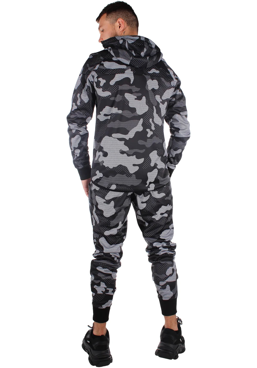 СПОРТИВНИЙ КОСТЮМ CAMO DOT