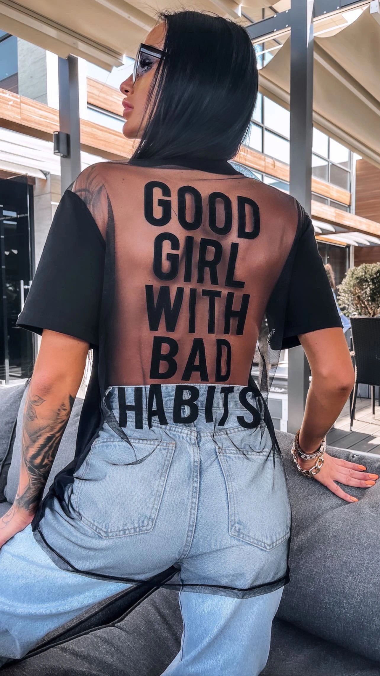 Чорна футболка KRUTYAKOV з luxury streetwear деталями