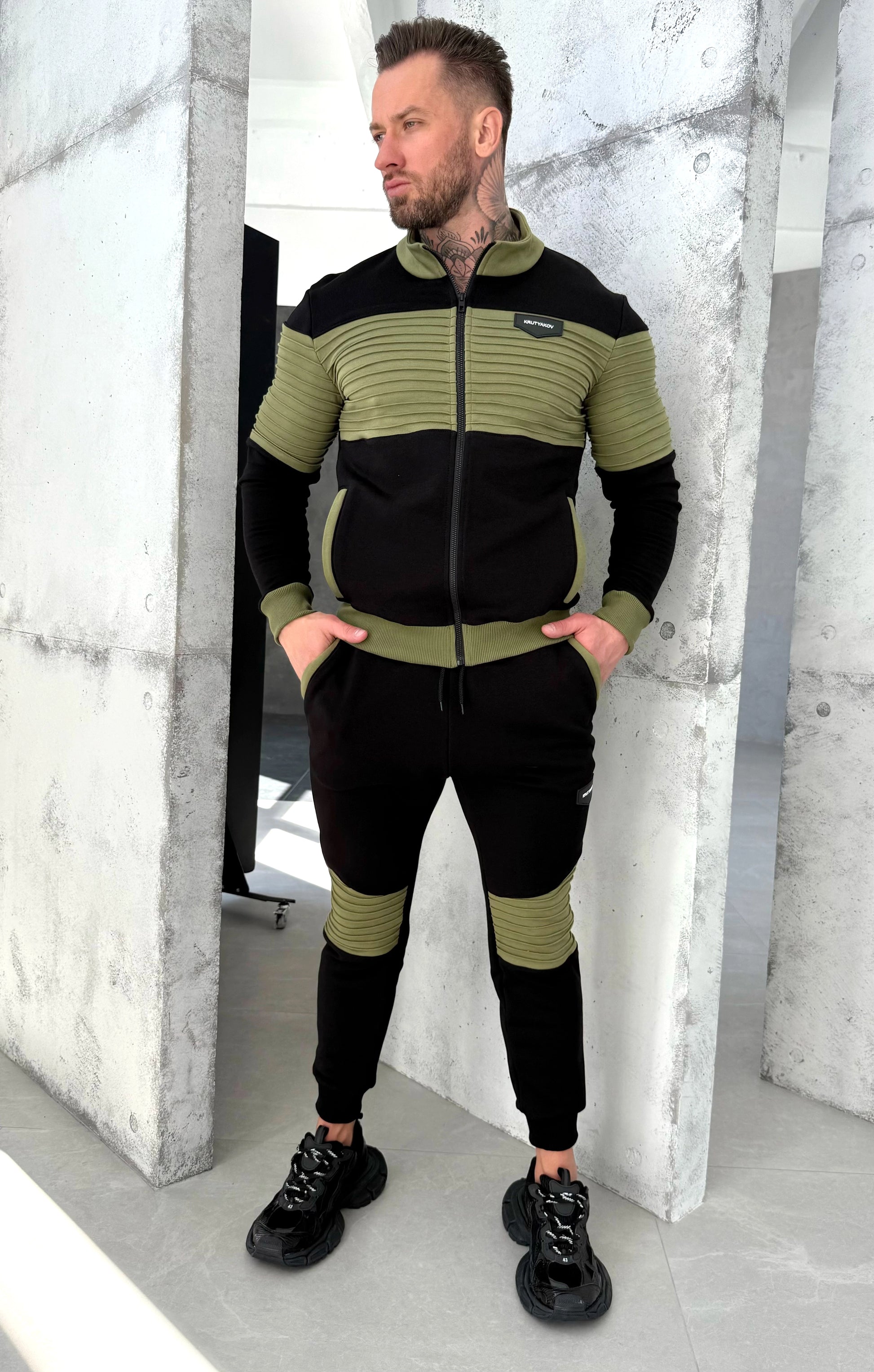СПОРТИВНИЙ КОСТЮМ GRAND