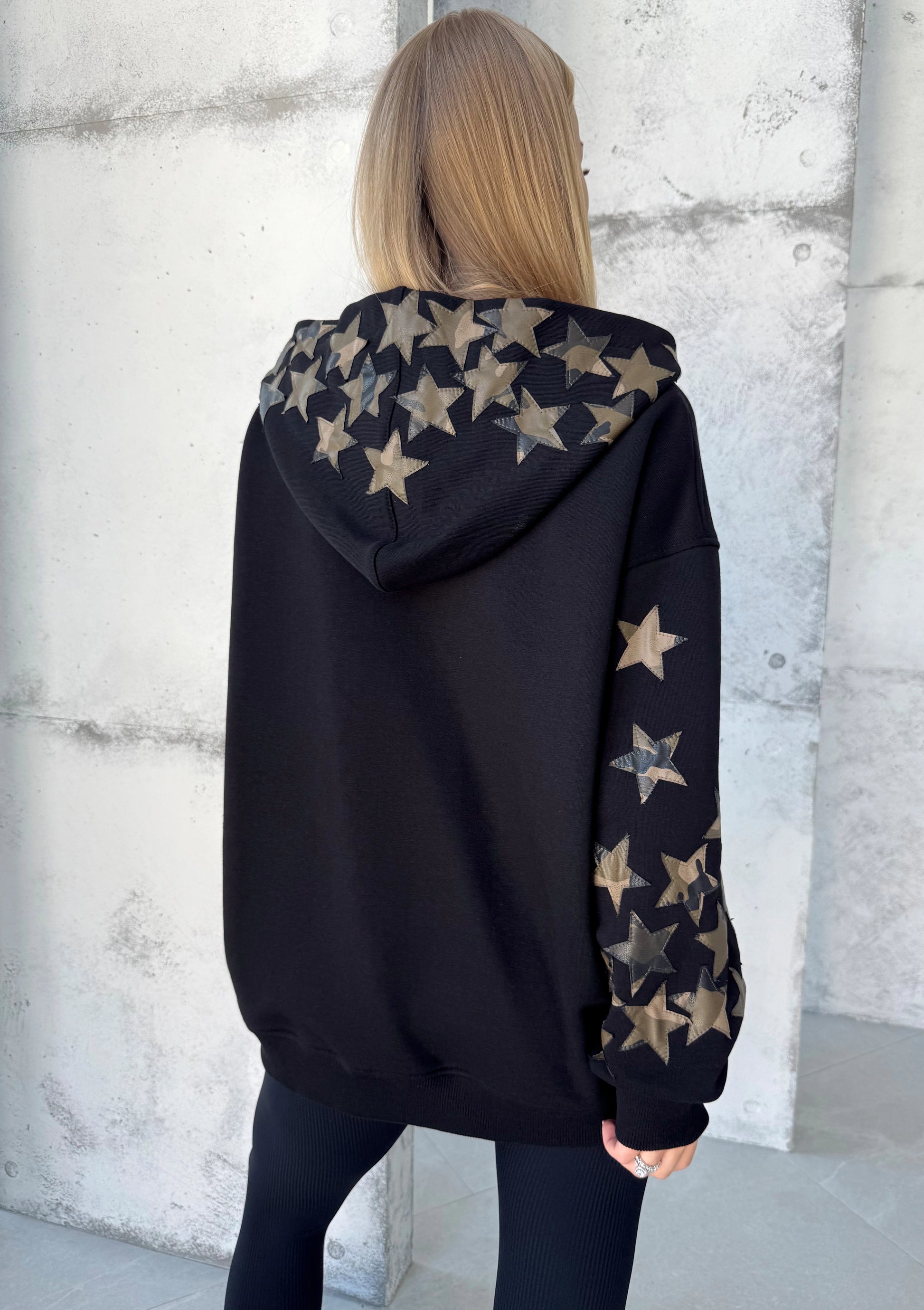 ТОЛСТОВКА LEATHER STARS