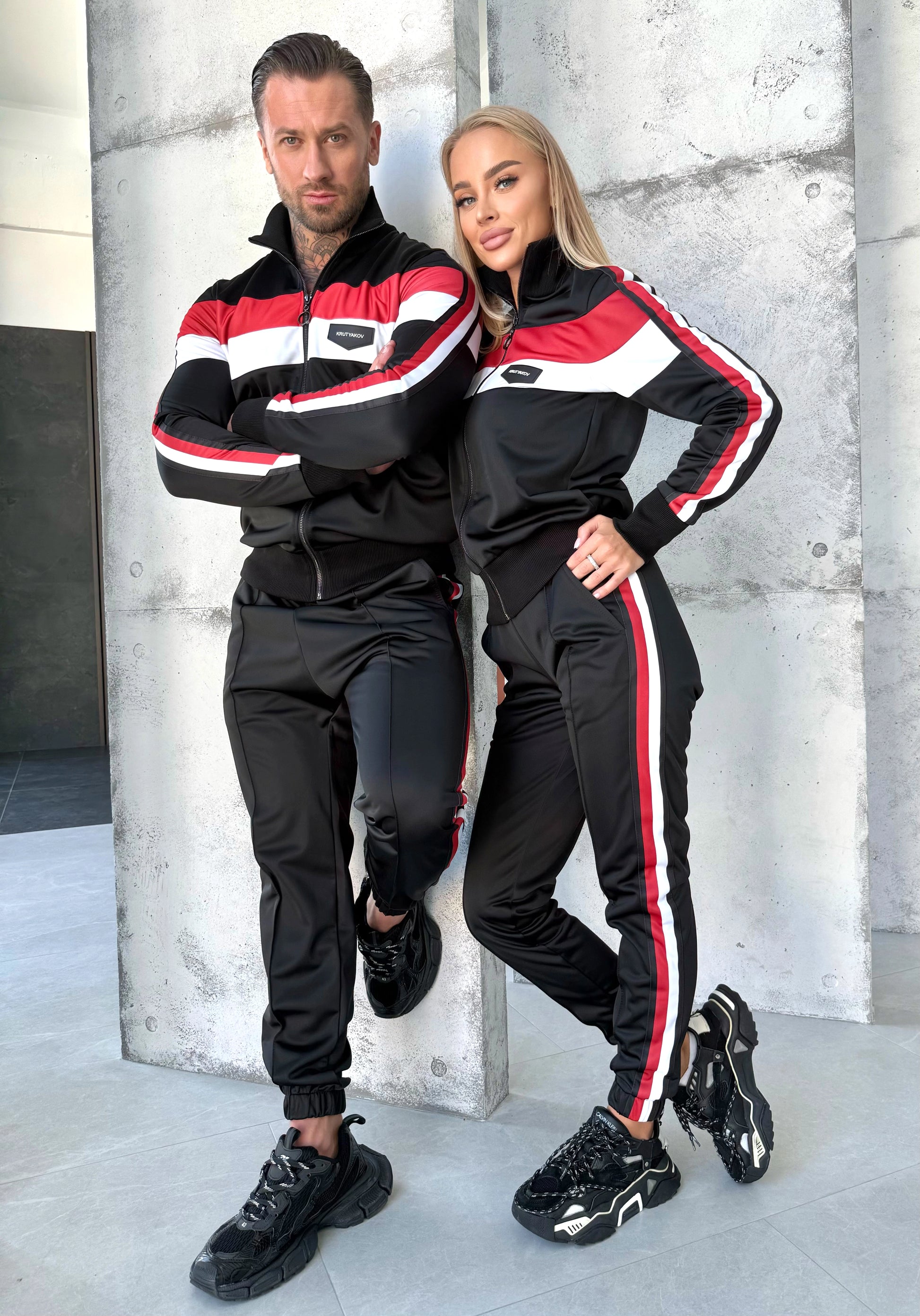 ПАРНІ СПОРТИВНІ КОСТЮМИ SPORT BLACK