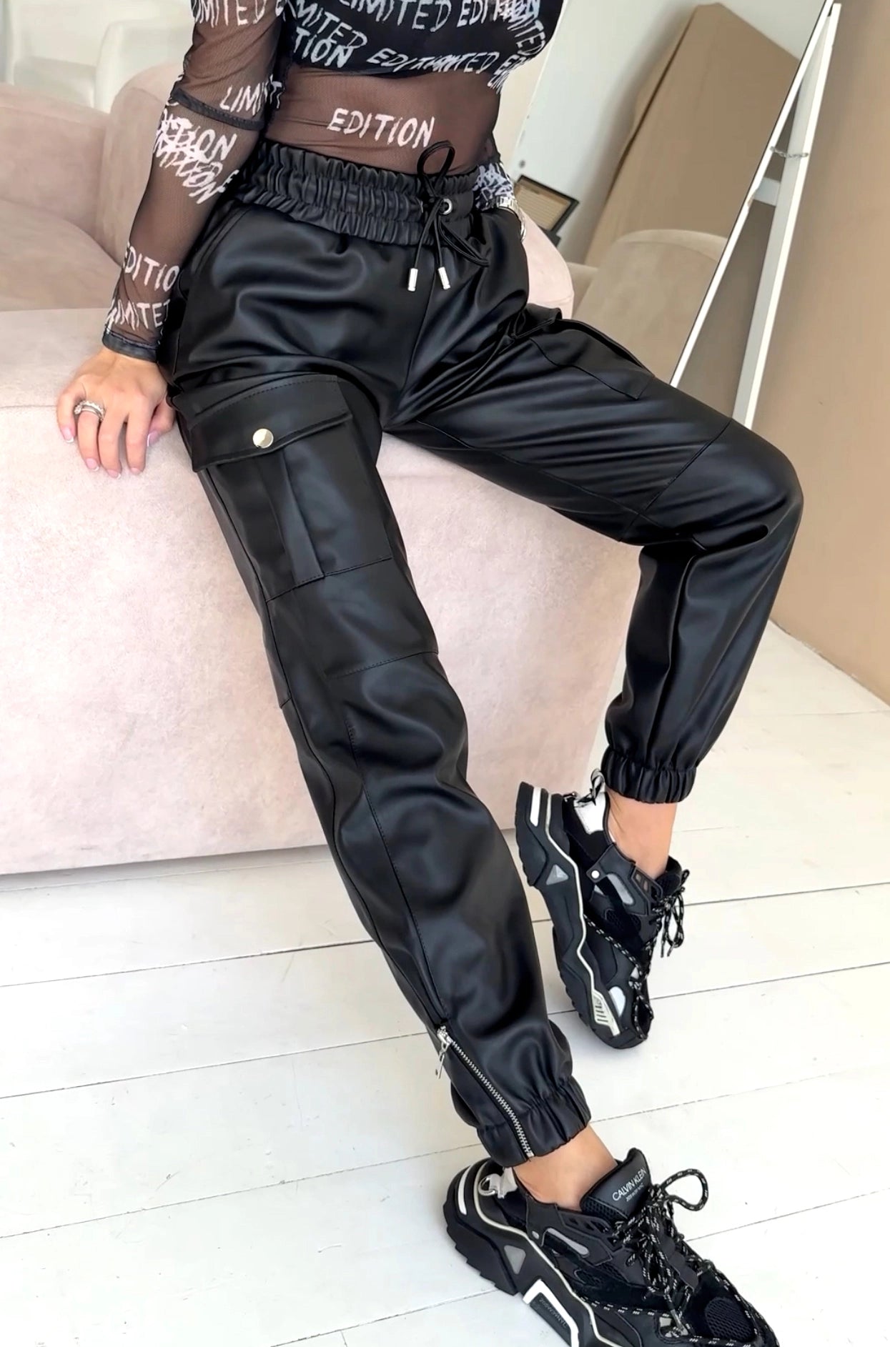 ДЖОГЕРИ NICOLE
