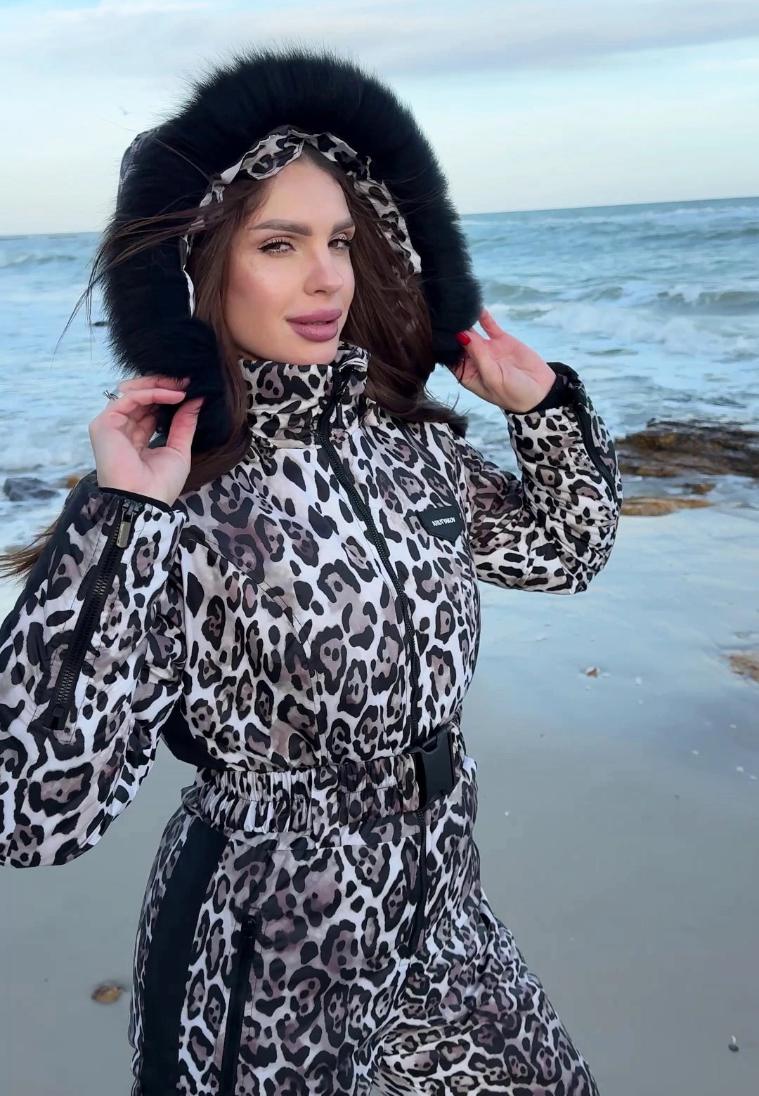 Зимовий лижний жіночий комбінезон LEO STRIPE з хутром