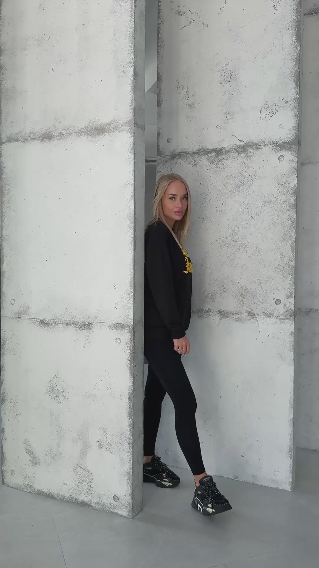 СВІТШОТ KRTKV JEANS STONES