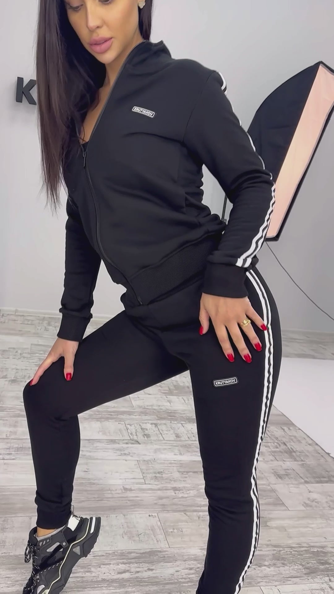 TRACKSUIT BUENO